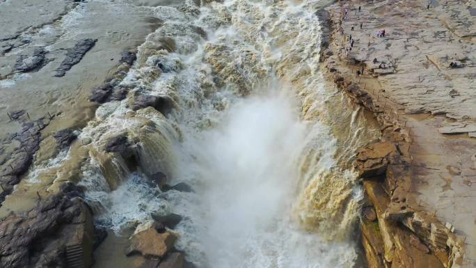 黄河 壶口瀑布俯拍  4K上升航拍大水流