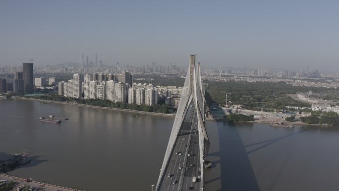 广州番禺大桥航拍远眺望珠江新城CBD