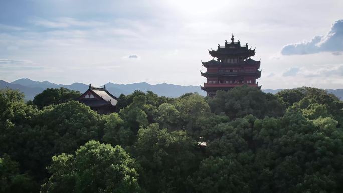 杭州西湖十景吴山天风城隍阁楼傍晚航拍