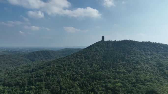 航拍襄阳古隆中风景区隆中山地标建筑腾龙阁