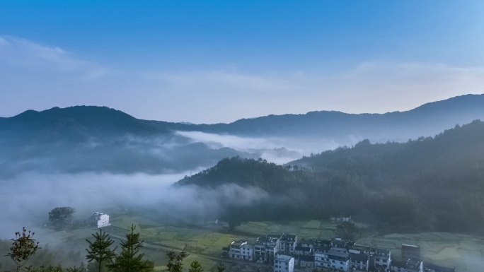 晨雾中婺源风光延时