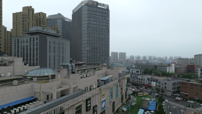 航拍长春市栖乐荟商场