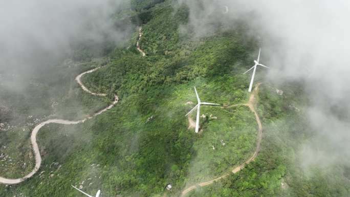 南澳岛山顶云海航拍