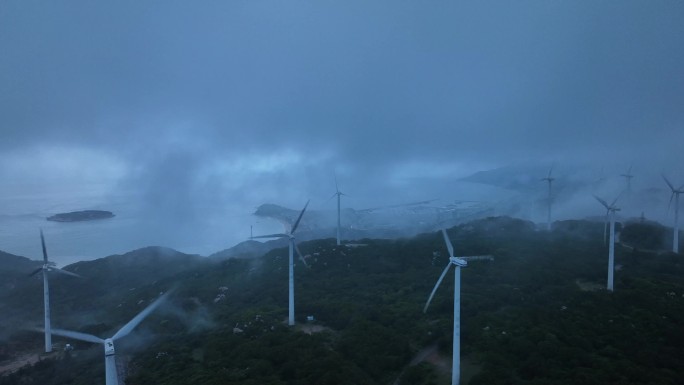 南澳岛山顶云海航拍