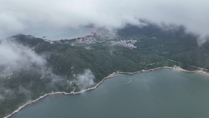 南澳岛山顶云海航拍