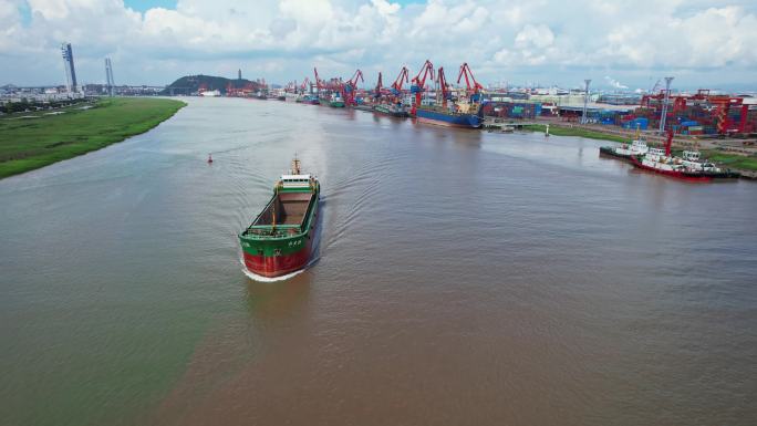 宁波镇海海运港口散货码头