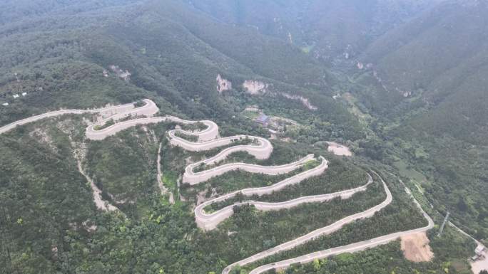 青州仰天山九龙盘蜿蜒山路夏日风景航拍