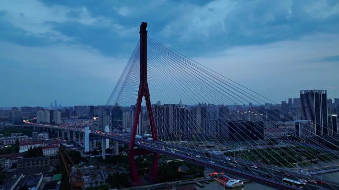 上海杨浦大桥桥梁交通日落夜景4k航拍