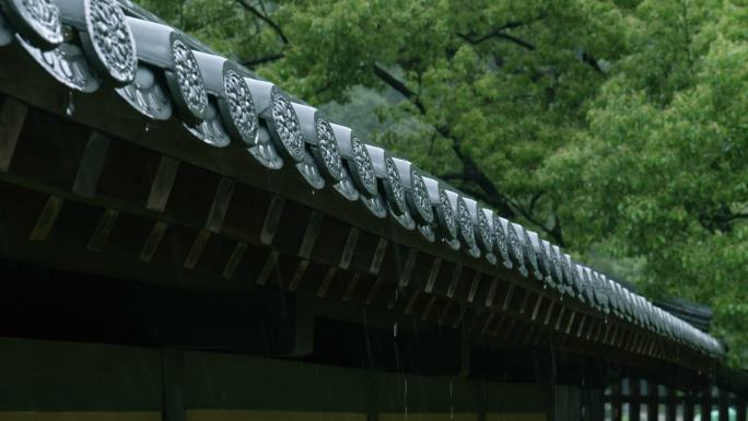 香山教寺雨景