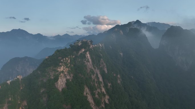 秦岭嘉午台航拍绿水青山金山银山小华山风光