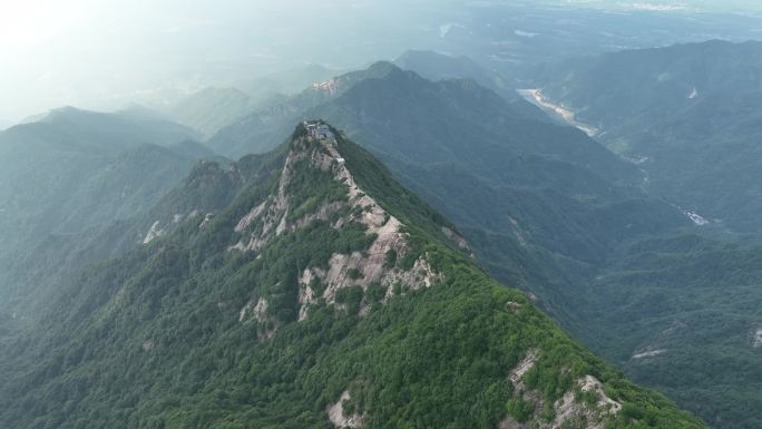 秦岭嘉午台航拍绿水青山金山银山小华山风光