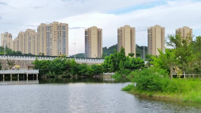 多组湖面彩虹微风吹动