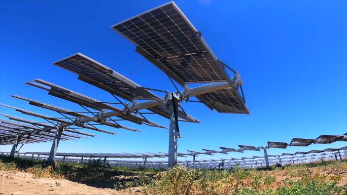 新能源光伏延时太阳能板跟随太阳转动发电