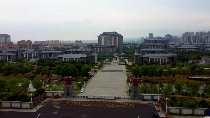 晋中市 榆次区 大学街  中医药大学