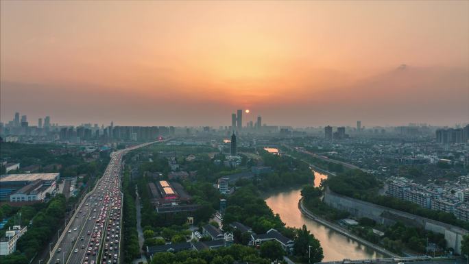 日光下的南京大报恩寺延时