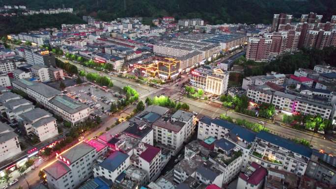 洛阳栾川半山小巷夜景