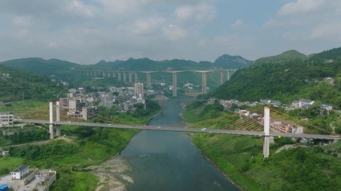 五桥越乌江  天堑变坦途（5K航拍素材）