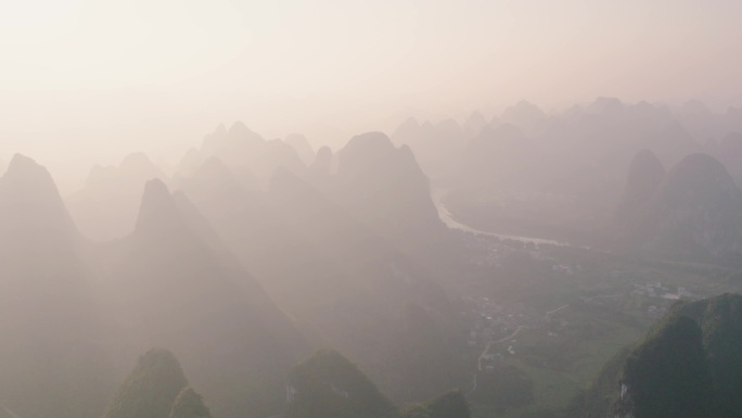 广西桂林阳朔下龙桂林山水航拍