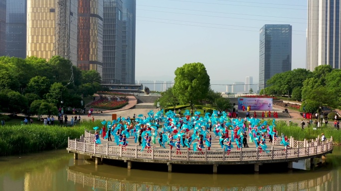 浙江义乌大型歌舞红船向未来表演航拍