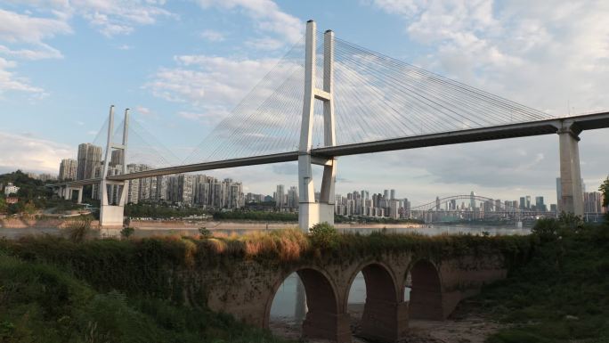 偃月桥重庆茅溪长江边的三桥同框奇景已百年