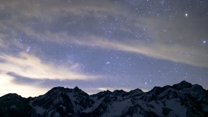 雪星空升起延时摄影