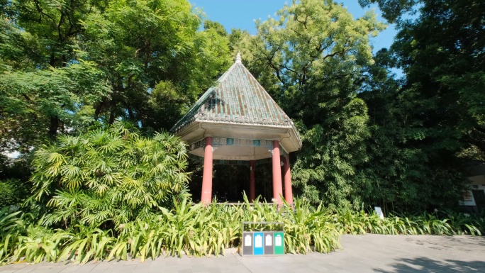 广西柳州柳侯祠公园中式庭院凉亭