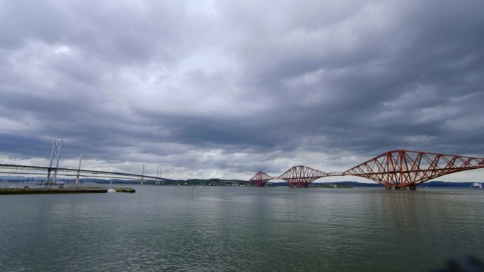 苏格兰东海岸三座大桥直通爱丁堡远景