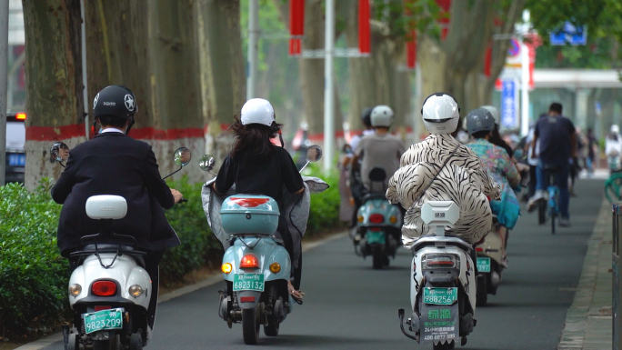 美丽郑州城市交通一盔一带