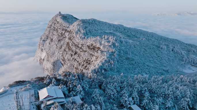 峨眉山万佛顶冬季雪景航拍