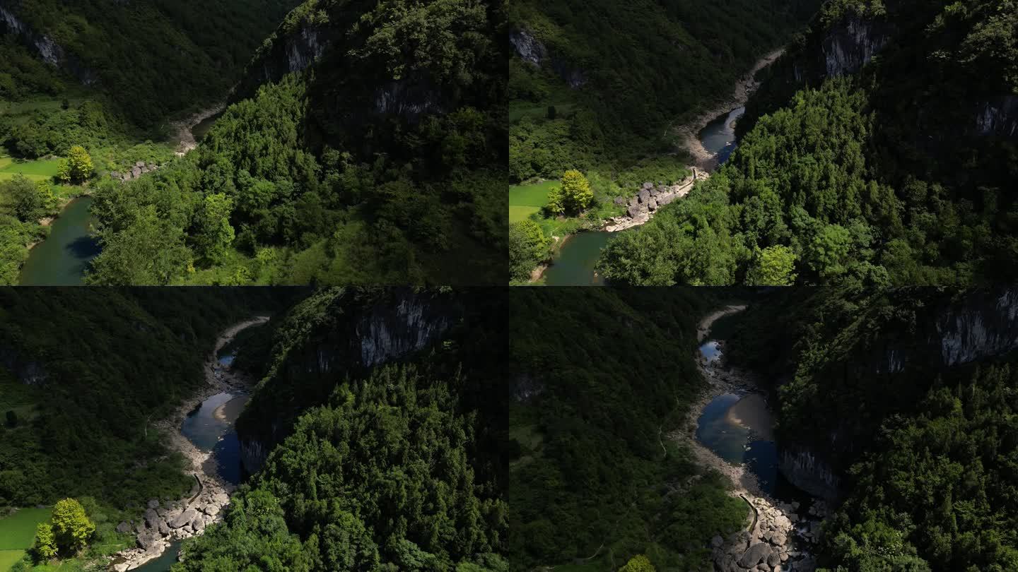 航拍绿水青山大气势恢宏山涧峡谷