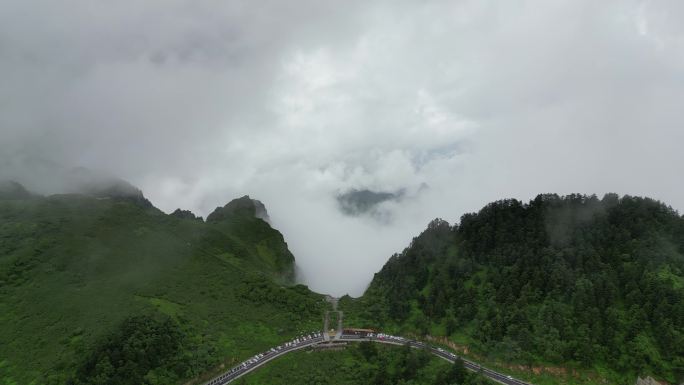 航拍湖北神农架5A景区 (28)