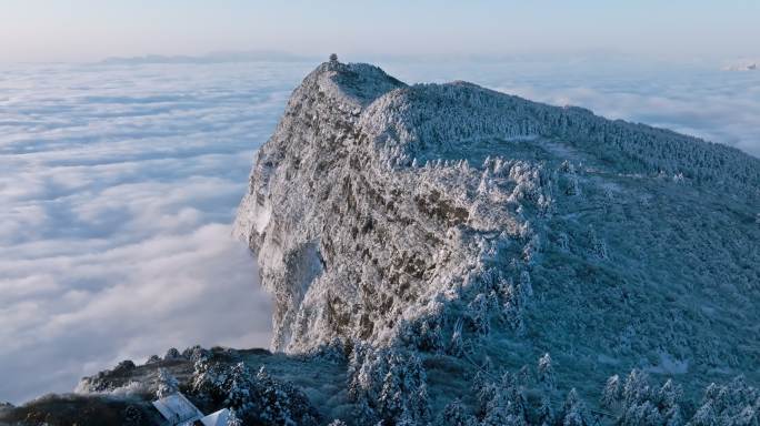 峨眉山冬季雪景云海航拍万佛顶