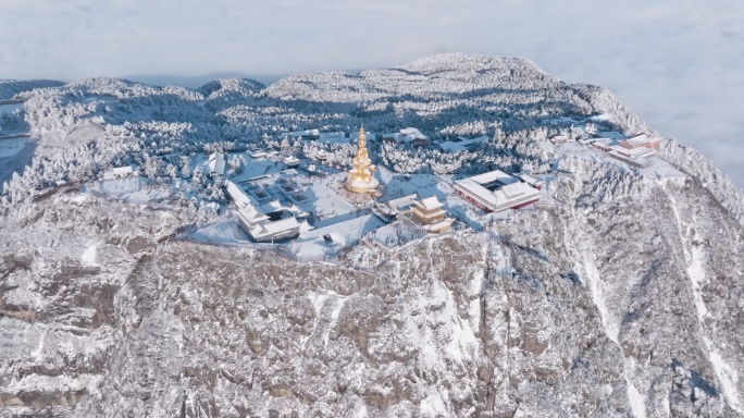 峨眉山金顶冬季雪景航拍全景