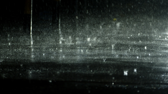 【原创4K】下雨天雨水雨滴