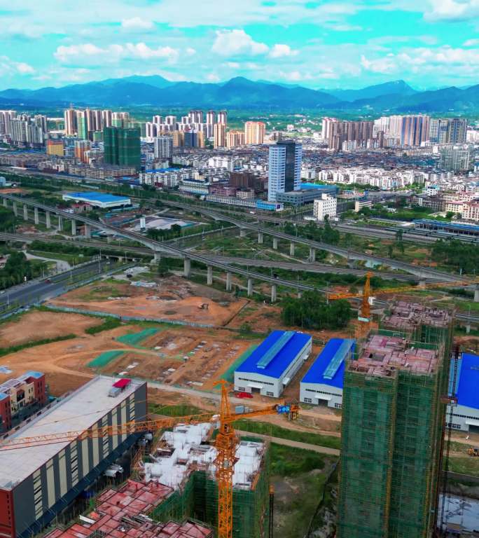 竖屏航拍桂林八里街区城市建筑交通