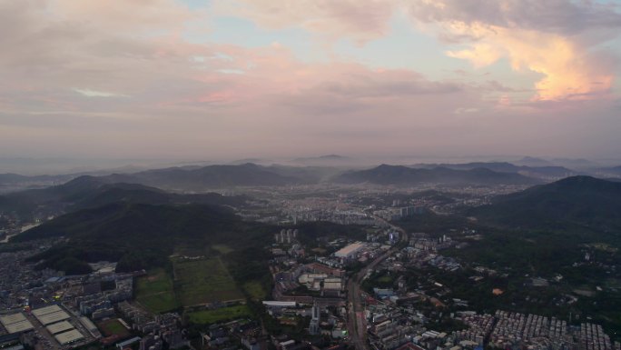 广州银坑岭火炉山朝阳夕阳清晨云雾火炉山