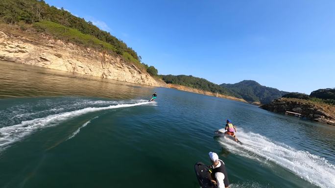 河源万绿湖动力冲浪滑水运动