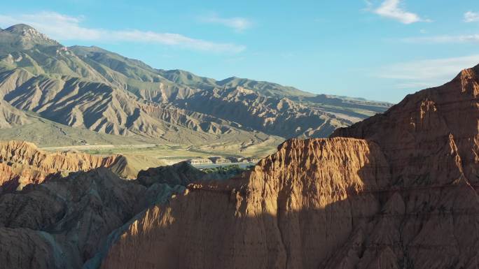 青海省海南藏族自治州贵德国家地质公园航拍