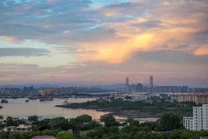 海南省儋州市洋浦大桥彩云