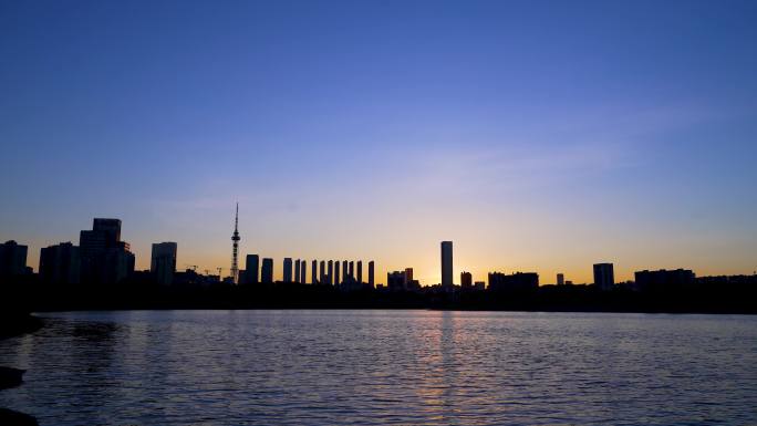 4K浏阳河畔长沙城区日转夜延时