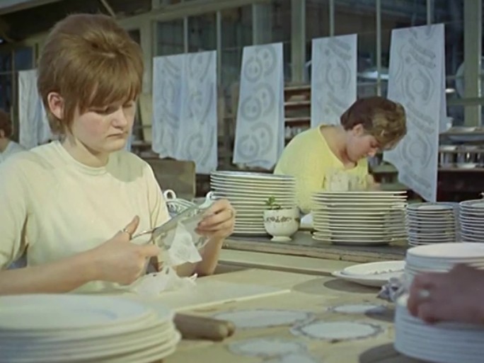 瓷器文化海外传播 60年代瓷器制作