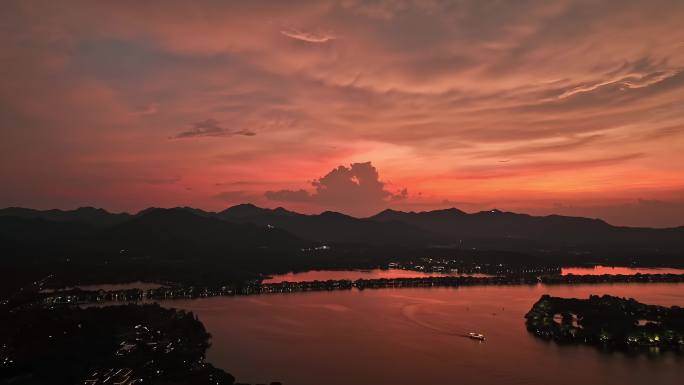 杭州西湖雷峰塔夜景航拍4k素材2