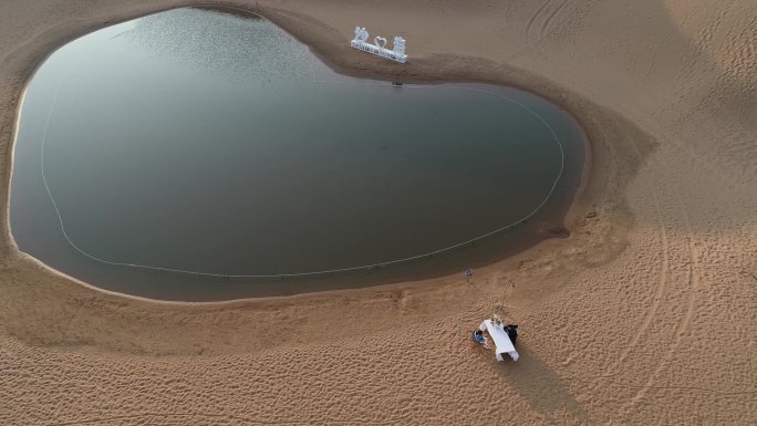 沙漠星星酒店中沙海景色镜头