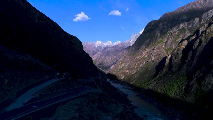 青藏高原 自然风景 航拍 山谷