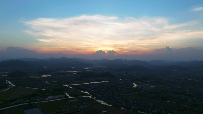 【5.1k合集】航拍夕阳下的韵味农村风光