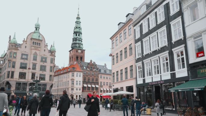 丹麦哥本哈根市中心步行街广场街景