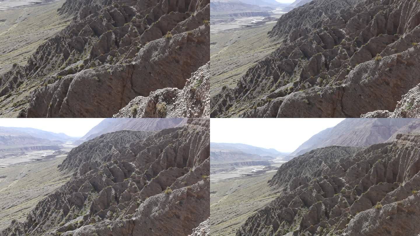 新疆南部冲蚀地貌