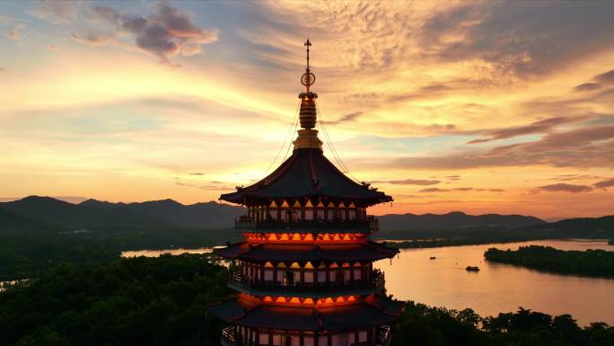 杭州西湖雷峰塔夜景雷峰夕照航拍