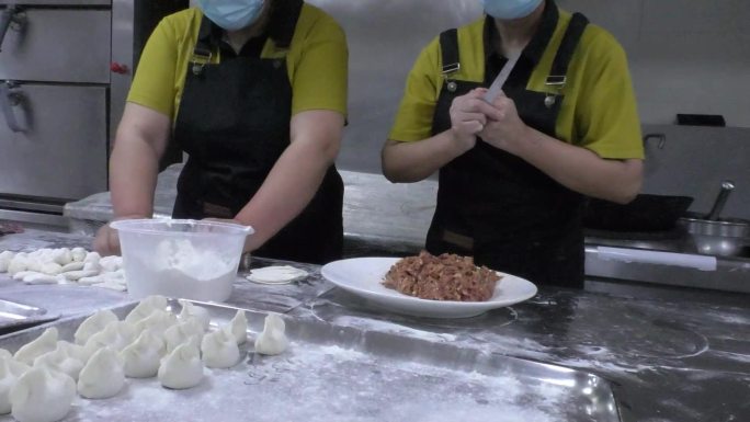 山西面食之永济饺子制作实拍视频素材