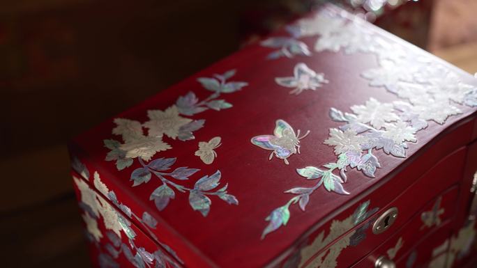 贝壳中式工艺品木质首饰盒